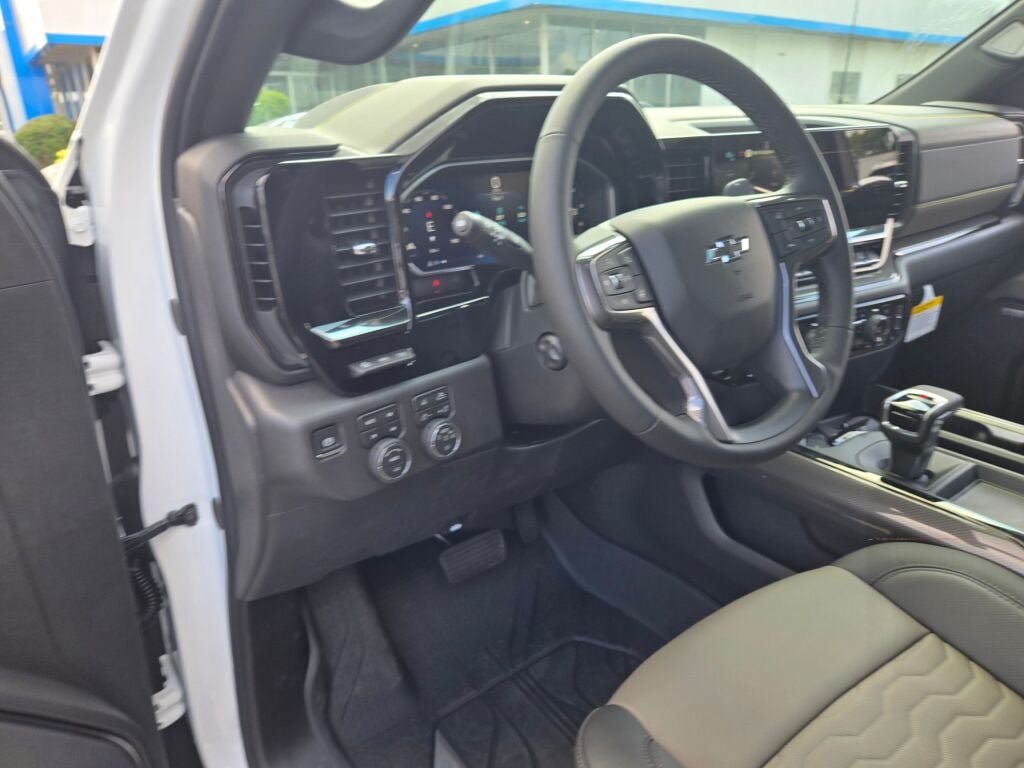 New 2026 Chevrolet Silverado 1500 ZR2 AWD/4WD image 23
