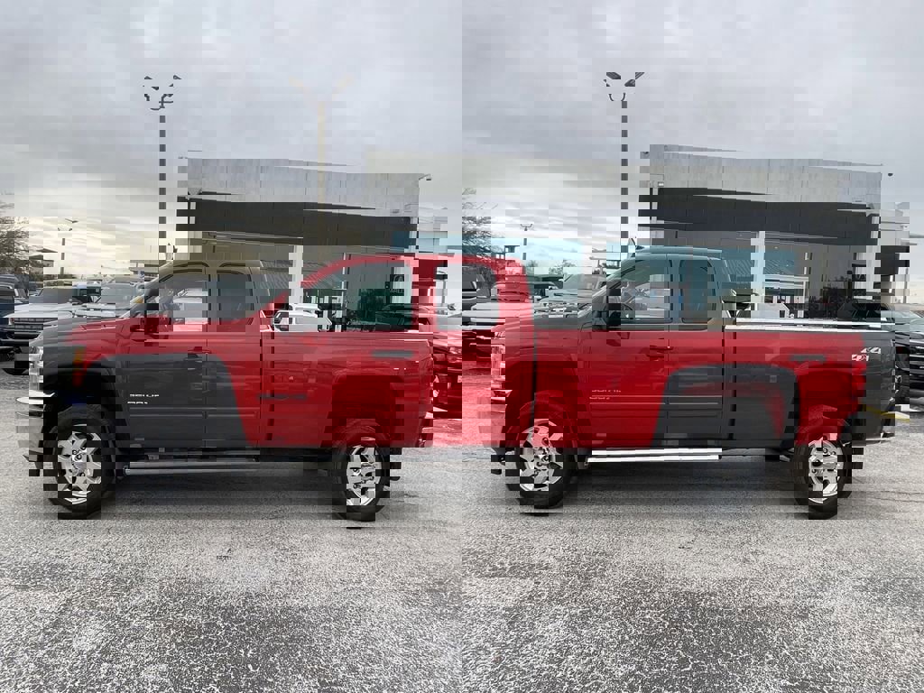 Used 2011 Chevrolet Silverado 3500 LT image 6