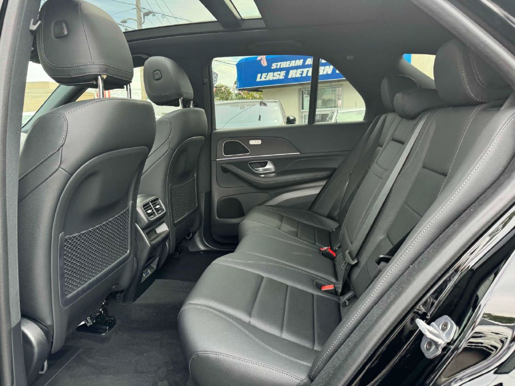 Used 2024 Mercedes-Benz GLE 350 4MATIC image 13