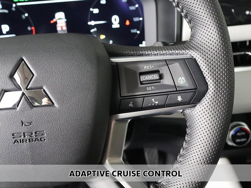 New 2025 Mitsubishi Outlander SE image 5