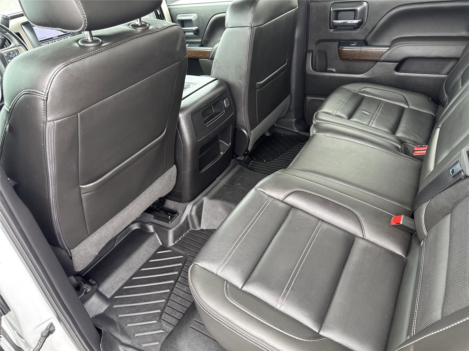 Used 2018 GMC Sierra 1500 Denali AWD/4WD image 27
