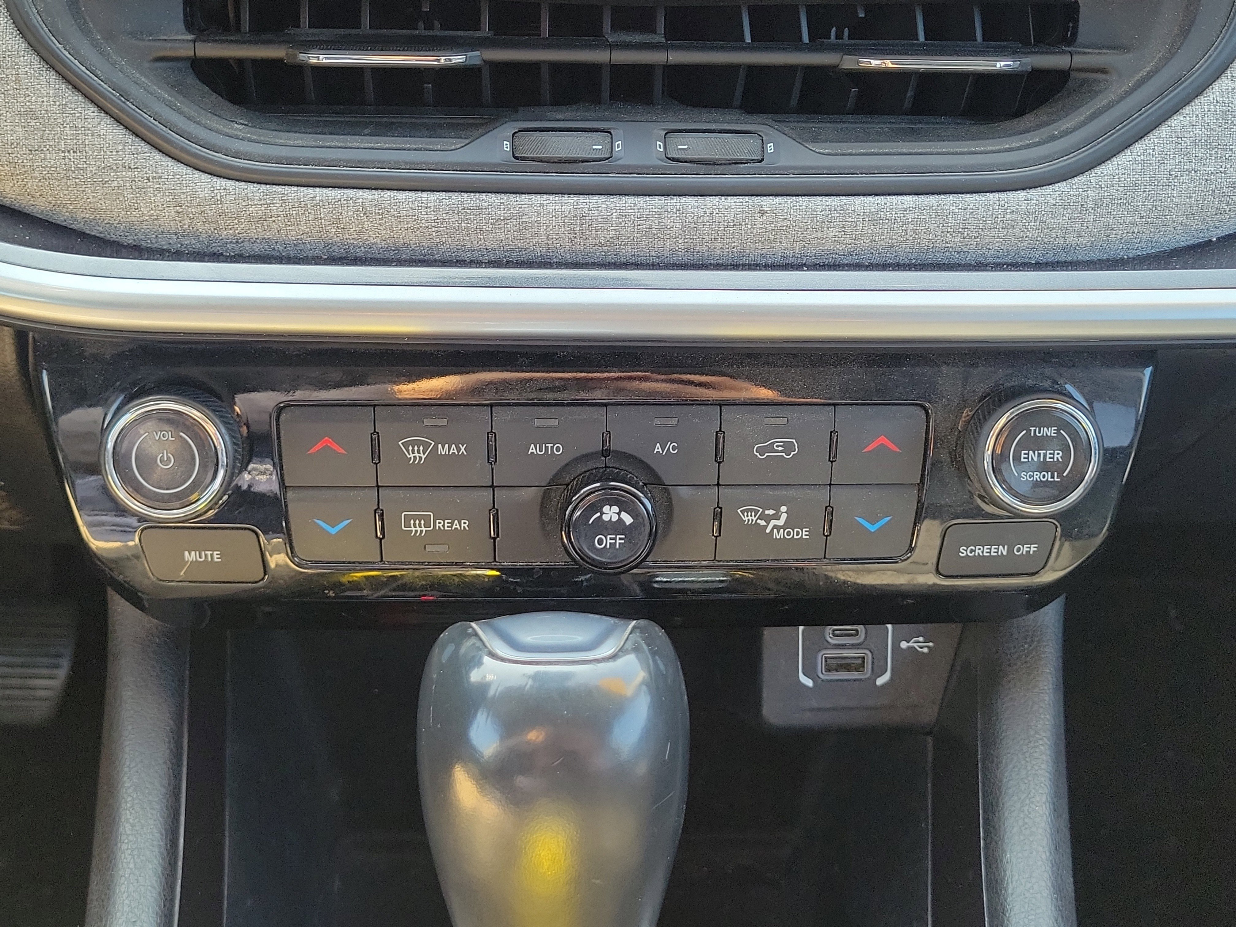 Used 2022 Jeep Compass Latitude w/ Convenience Group image 30