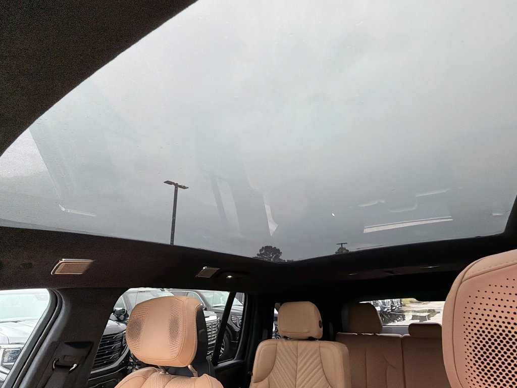 Used 2026 Cadillac Escalade IQ Sport 2 w/ LPO, Floor Liner Package AWD/4WD image 23