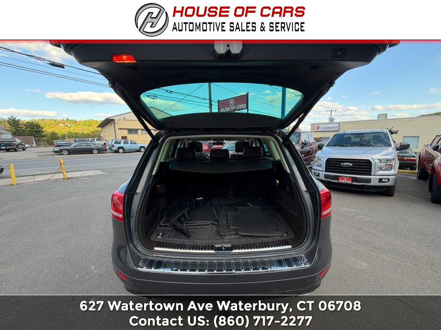 Used 2013 Volkswagen Touareg TDI AWD/4WD image 47