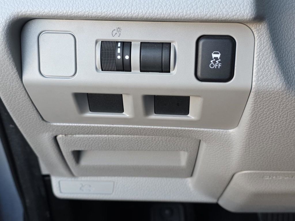 Used 2016 Subaru Forester 2.5i Premium w/ All-Weather Package image 21