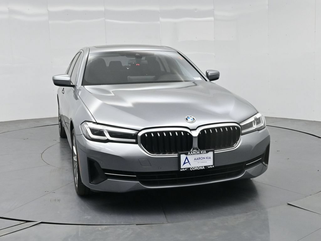 Used 2023 BMW 540i w/ Convenience Package RWD image 30