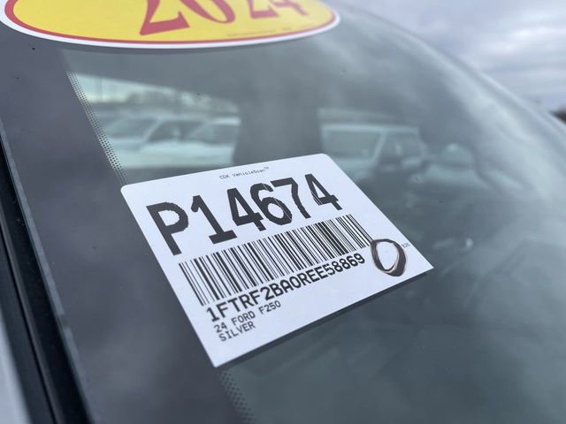 Used 2024 Ford F250 XL w/ Snow Plow Prep Package AWD/4WD image 23