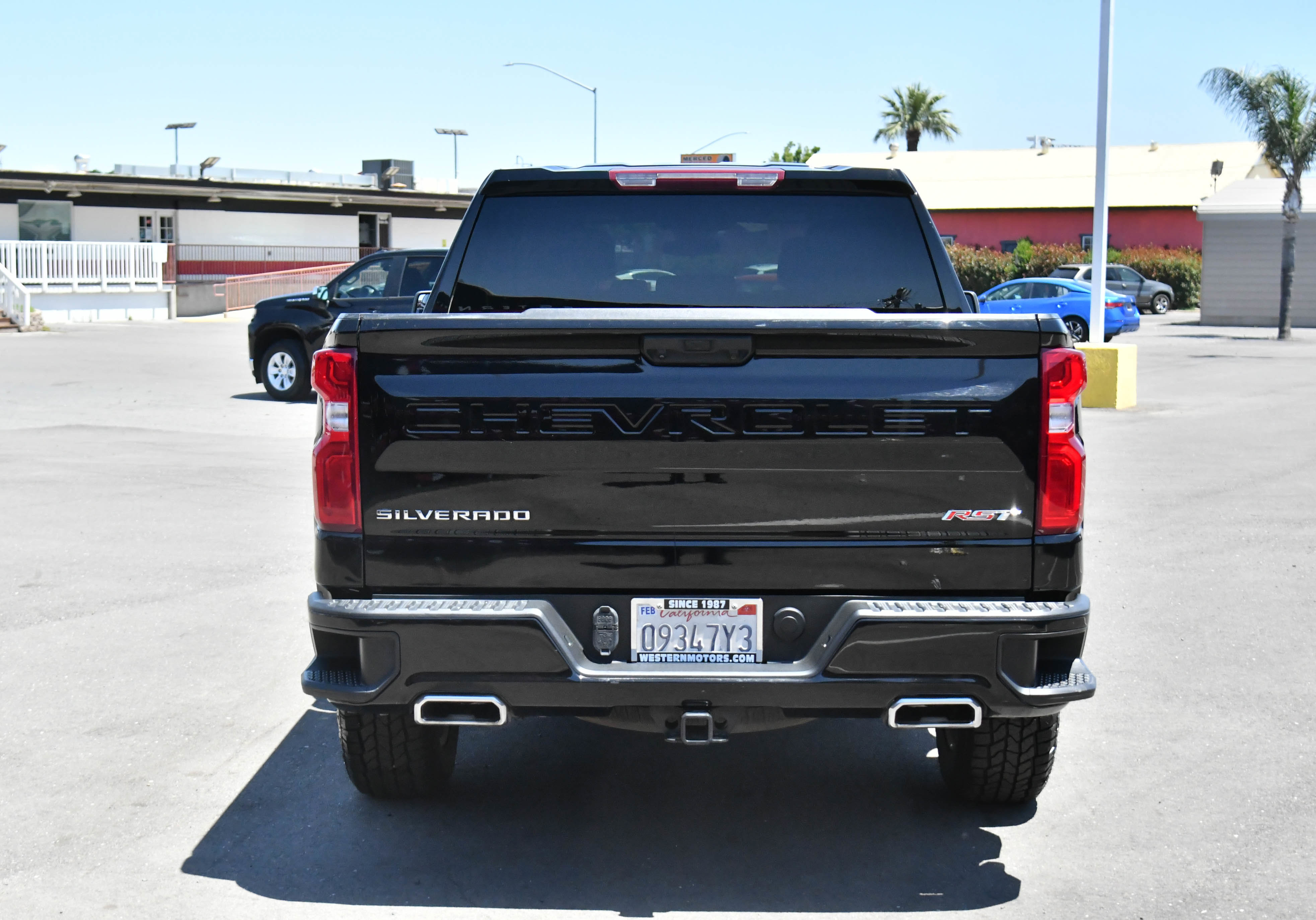 Used 2024 Chevrolet Silverado 1500 RST AWD/4WD image 7