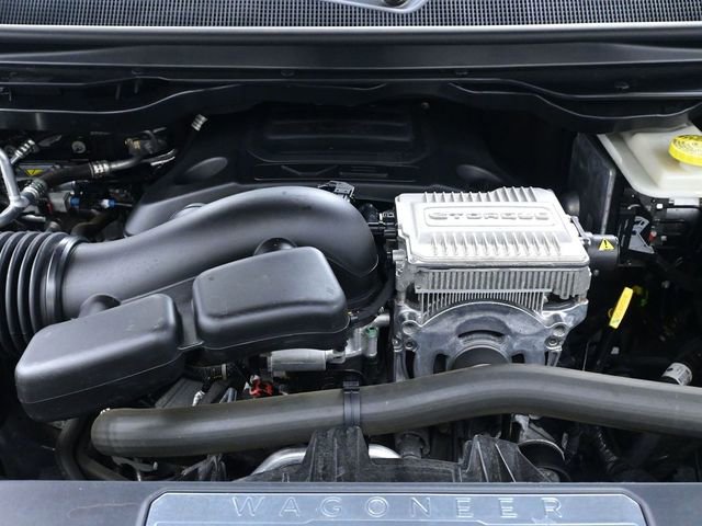 Used 2022 Jeep Wagoneer Series III w/ Flexible Seating Group image 31