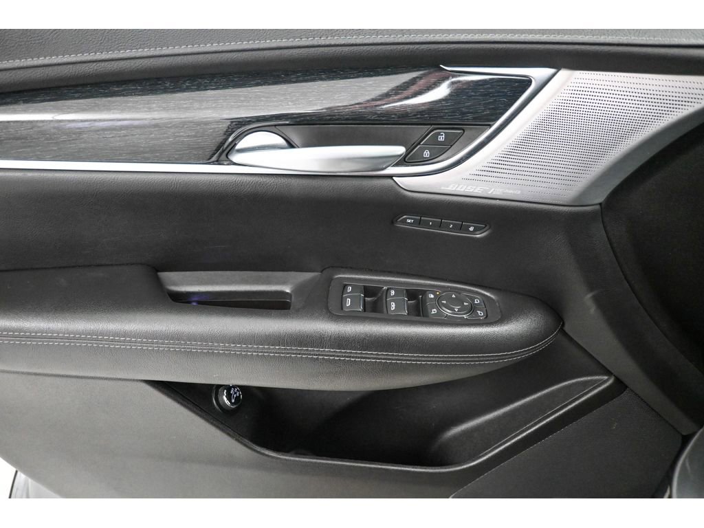 Certified 2022 Cadillac XT5 Premium Luxury image 28