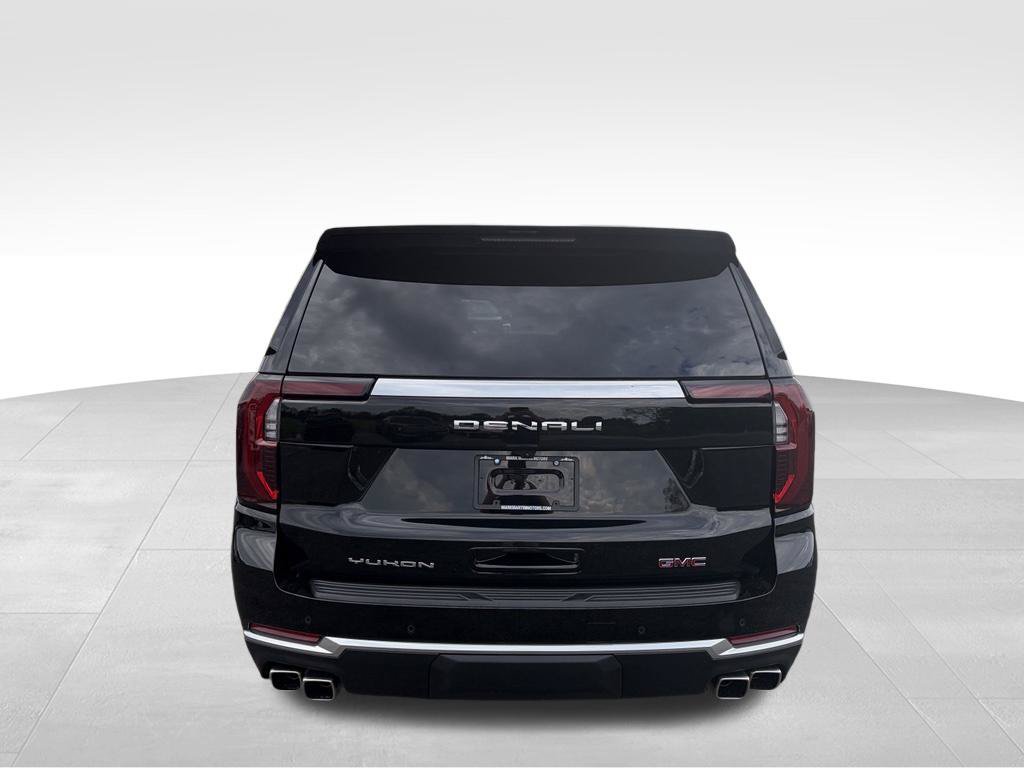 Used 2026 GMC Yukon Denali w/ Sun & Power Step Package AWD/4WD image 19