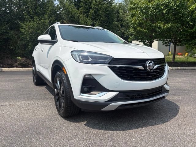 Used 2020 Buick Encore GX Essence w/ Experience Buick Package FWD image 10