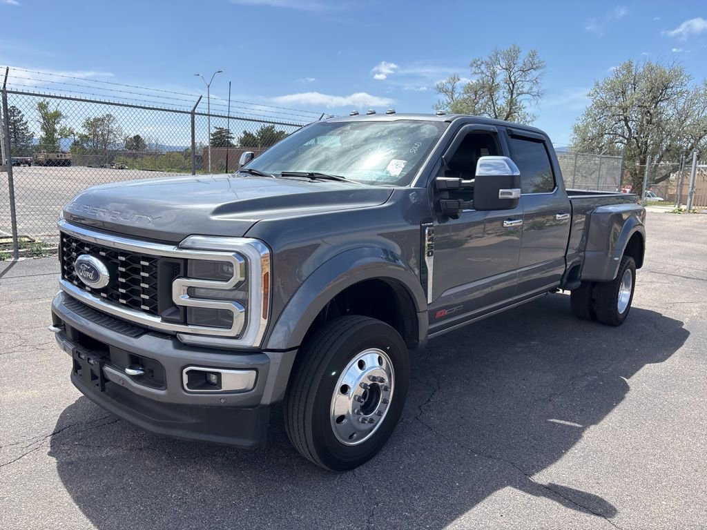 Used 2024 Ford F450 Platinum w/ FX4 Off-Road Package AWD/4WD image 2