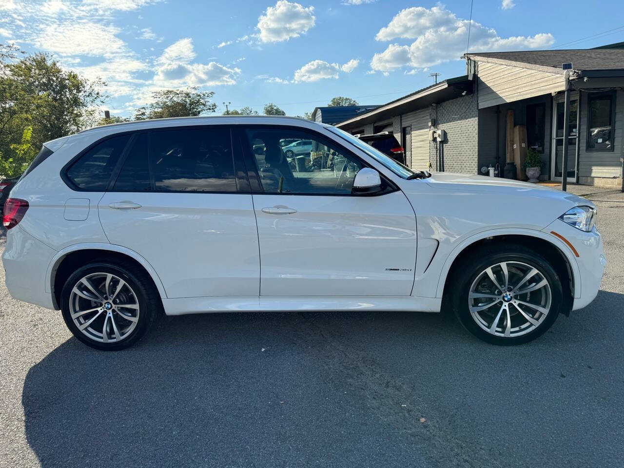 Used 2018 BMW X5 sDrive35i w/ M Sport Package image 19