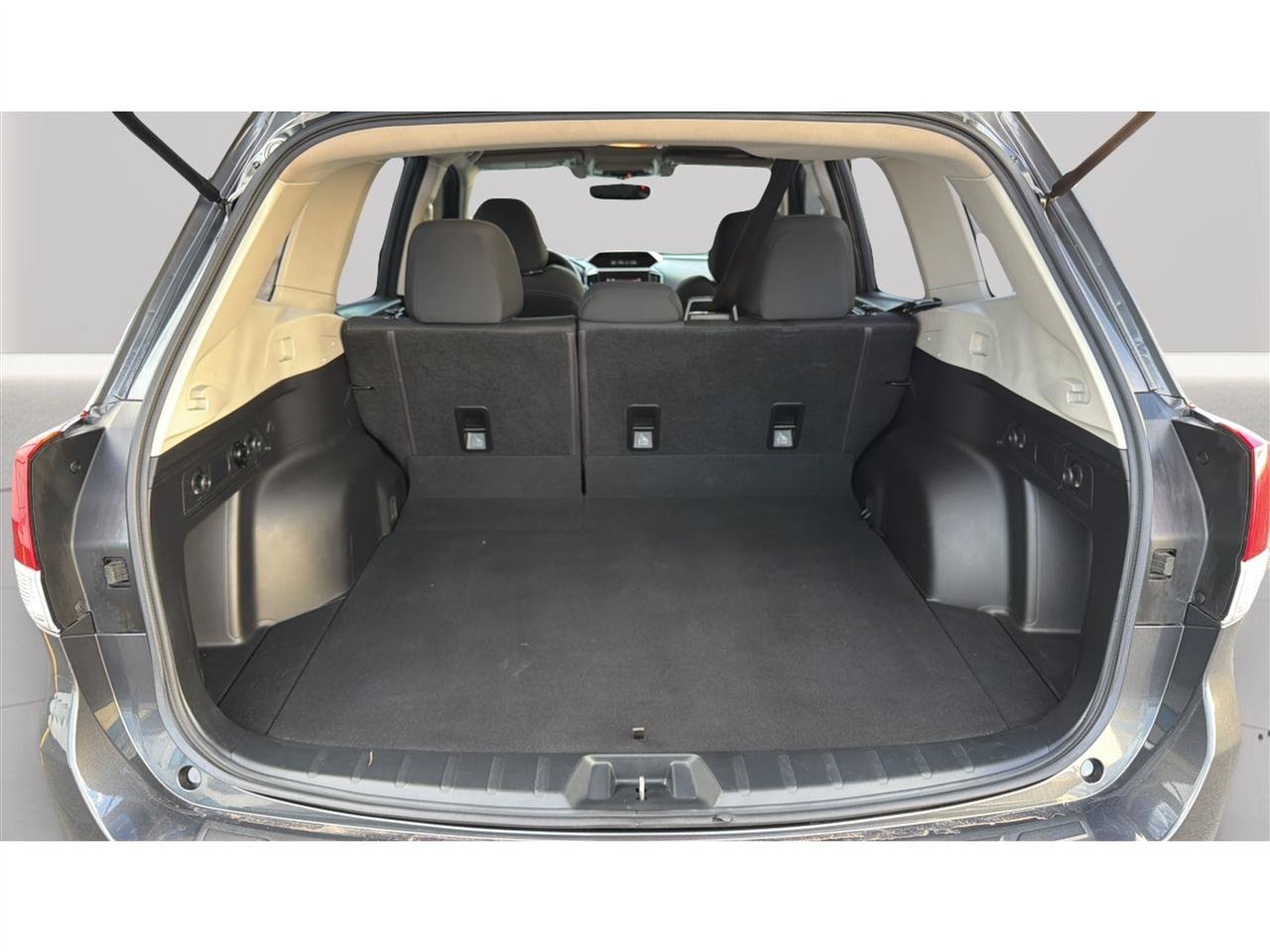 Used 2020 Subaru Forester AWD/4WD image 29