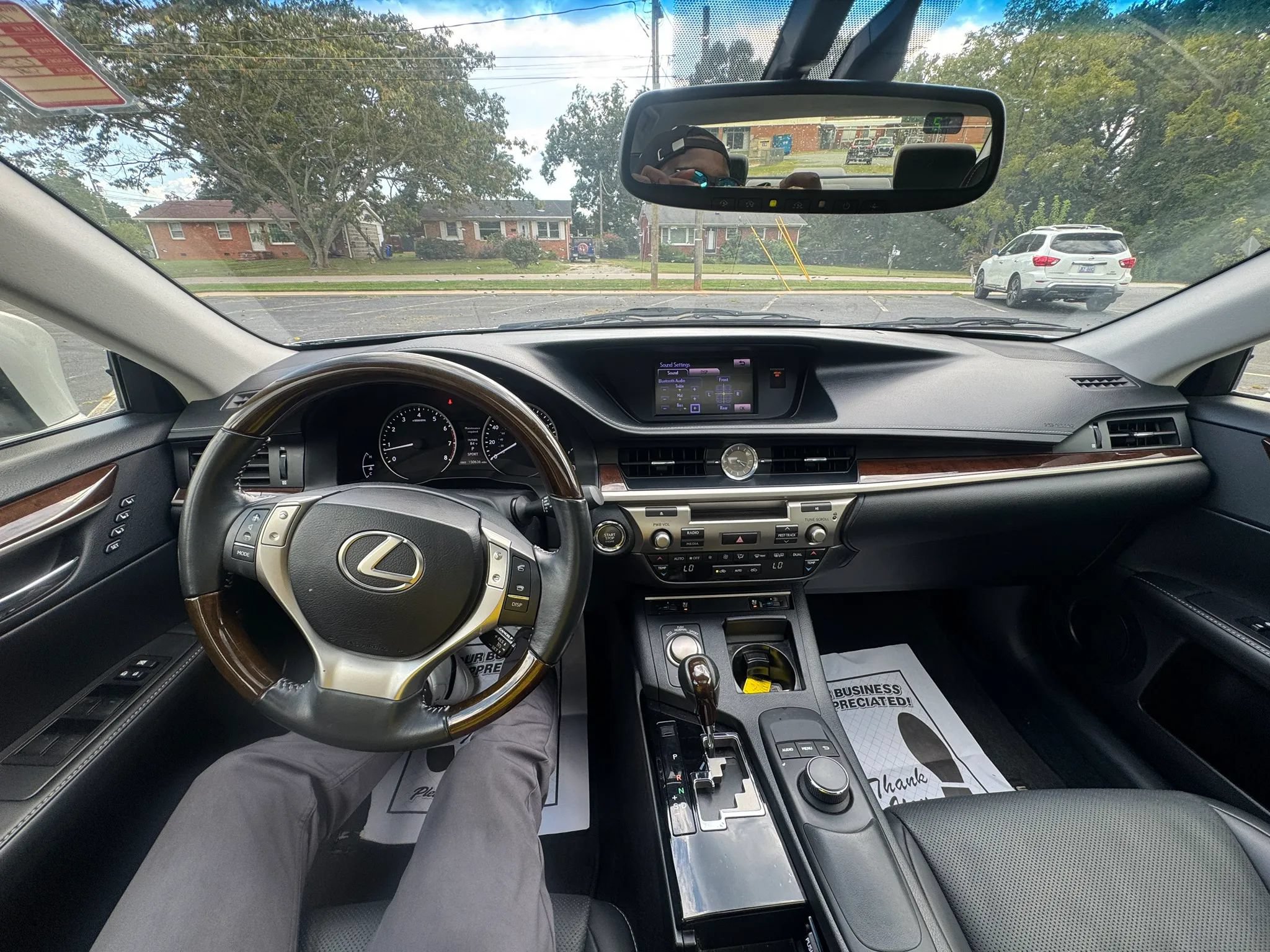Used 2014 Lexus ES 350 w/ Premium Package FWD image 23