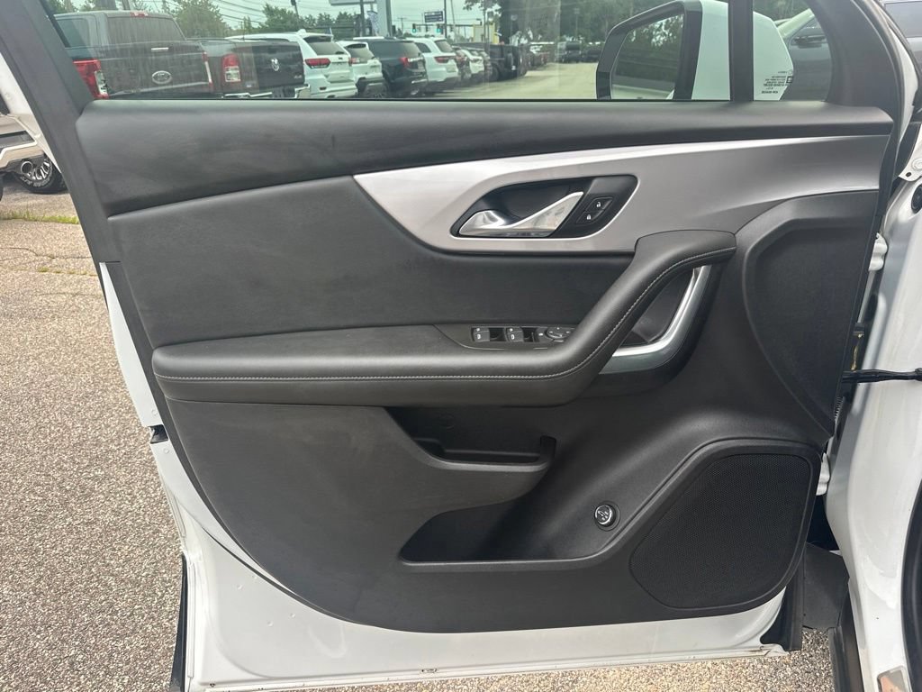Used 2021 Chevrolet Blazer LT FWD image 16