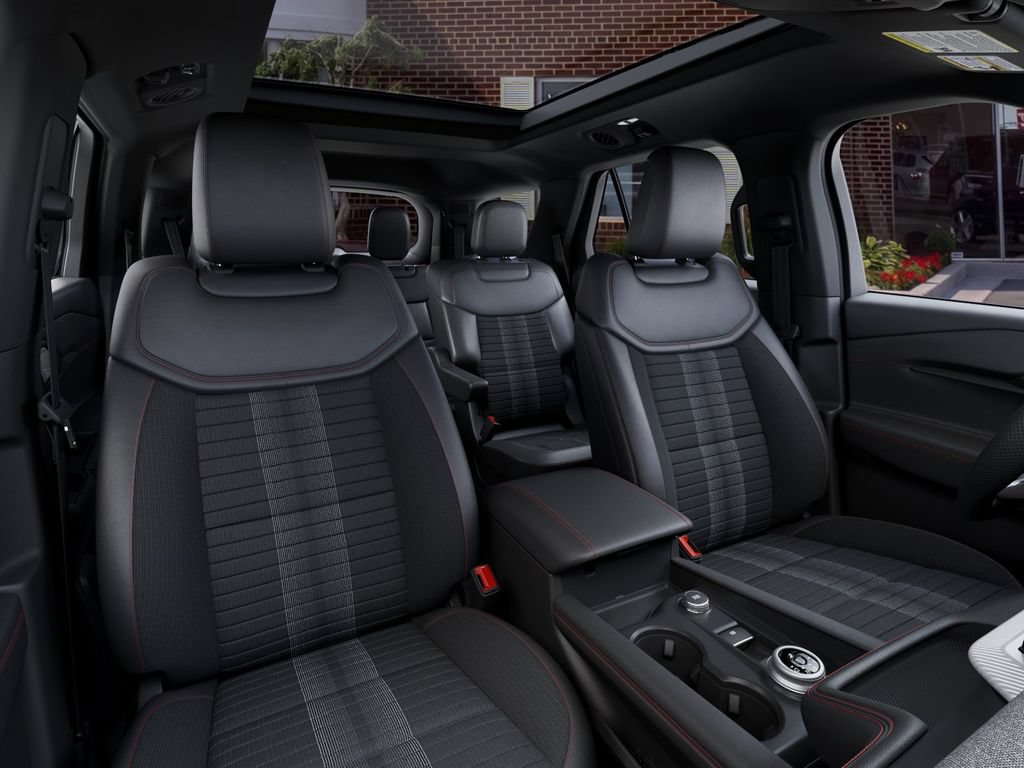 New 2027 Ford Explorer ST-Line w/ Premium Package AWD/4WD image 10