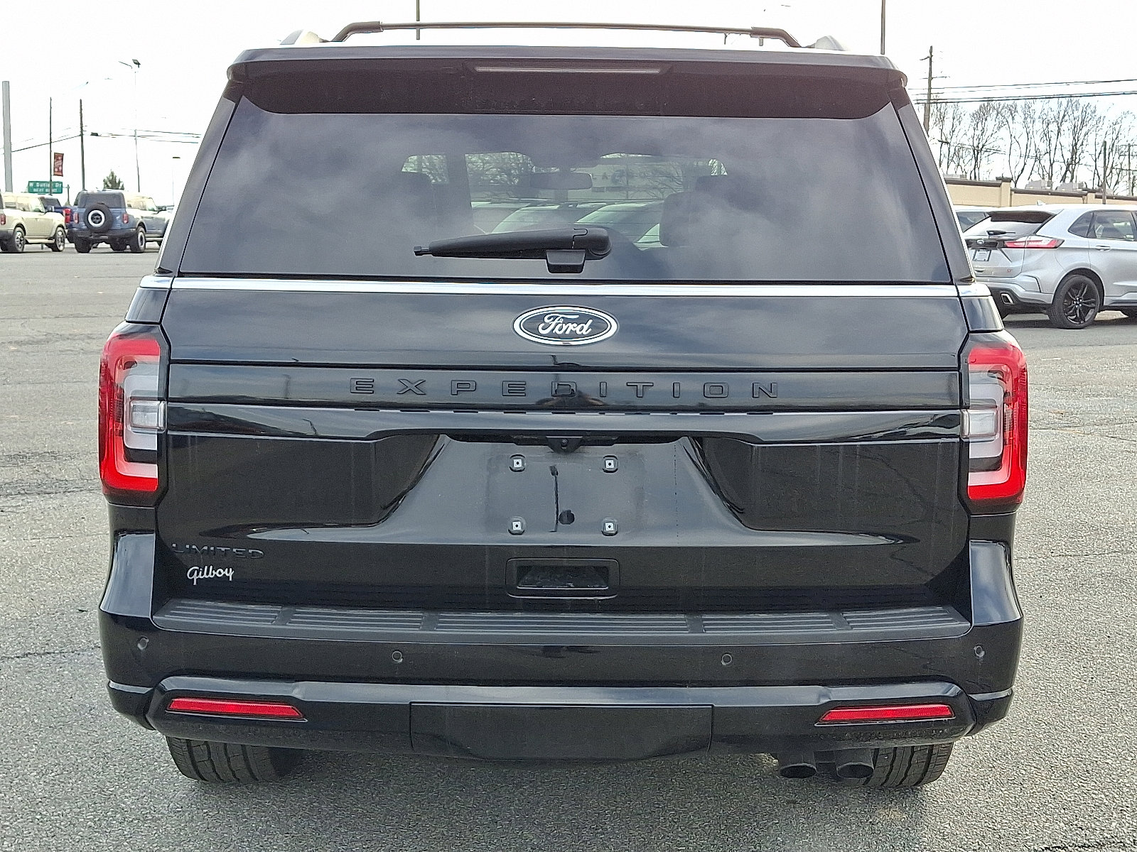 Used 2022 Ford Expedition Limited AWD/4WD image 5