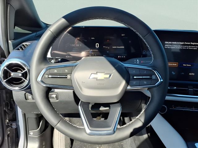 New 2026 Chevrolet Equinox EV LT image 9