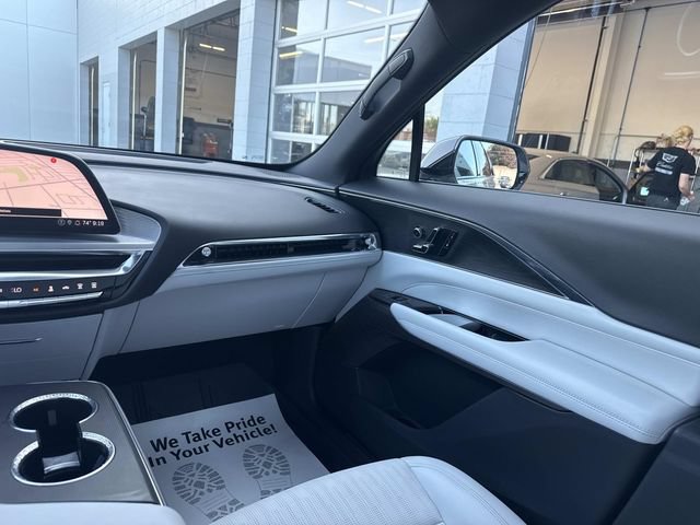 Certified 2024 Cadillac Lyriq Luxury w/ LPO, Floor Liner Package AWD/4WD image 63