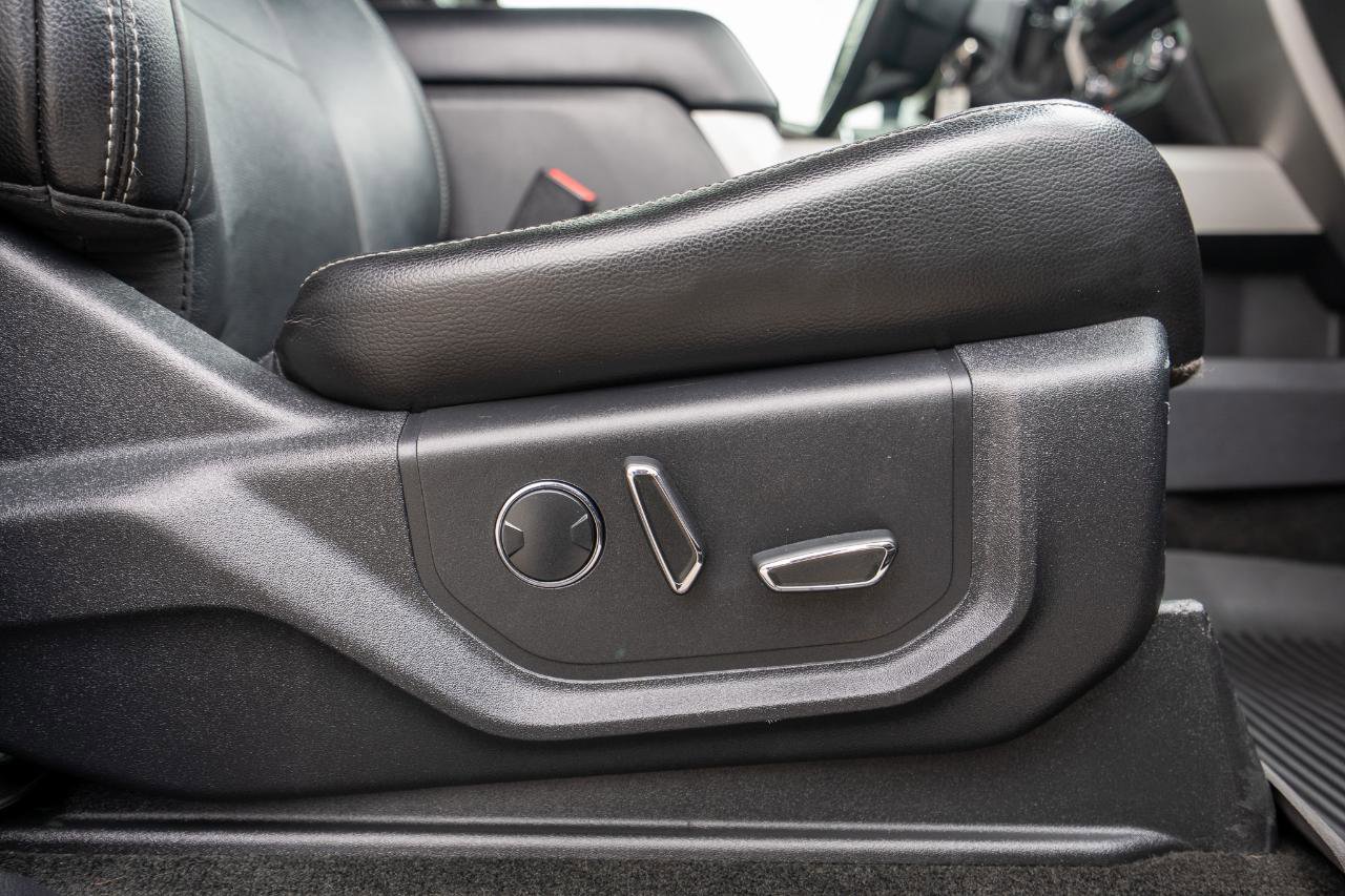 Used 2017 Ford F250 Lariat w/ Lariat Value Package image 19