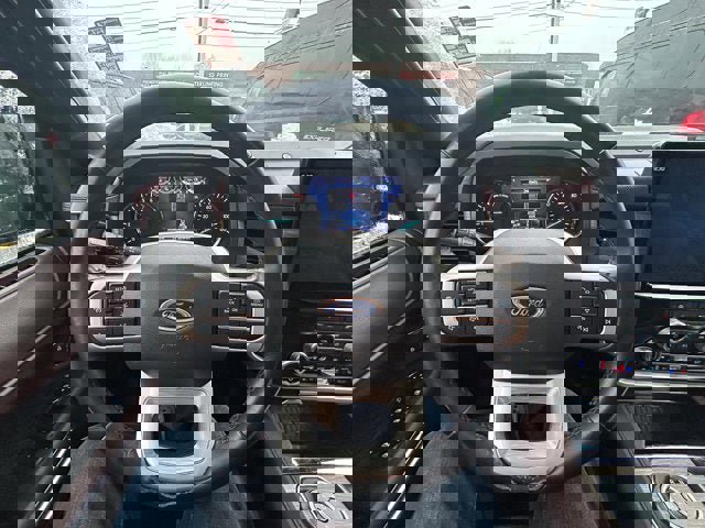 Used 2024 Ford Expedition Limited image 14