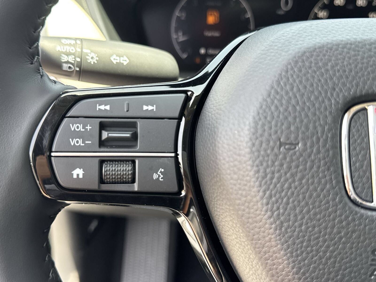 New 2026 Honda HR-V EX-L image 16