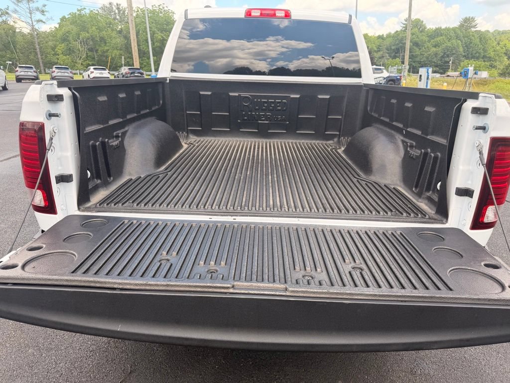 Used 2024 RAM 1500 Warlock AWD/4WD image 38