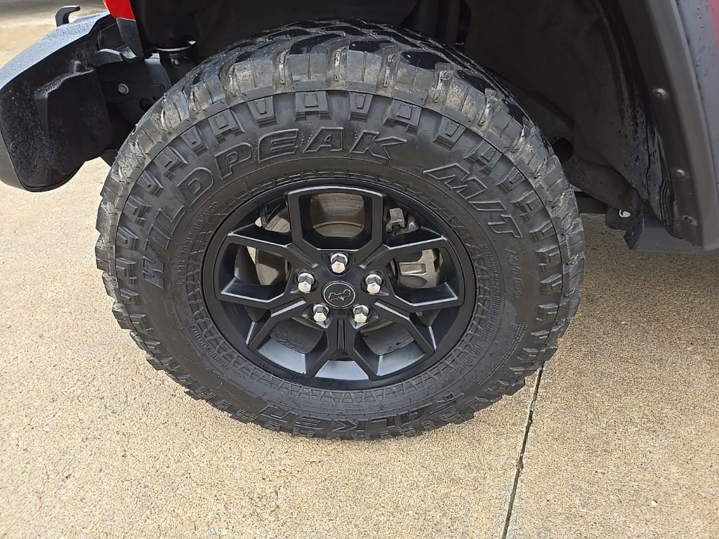 Used 2024 Jeep Wrangler Unlimited Sport AWD/4WD image 26