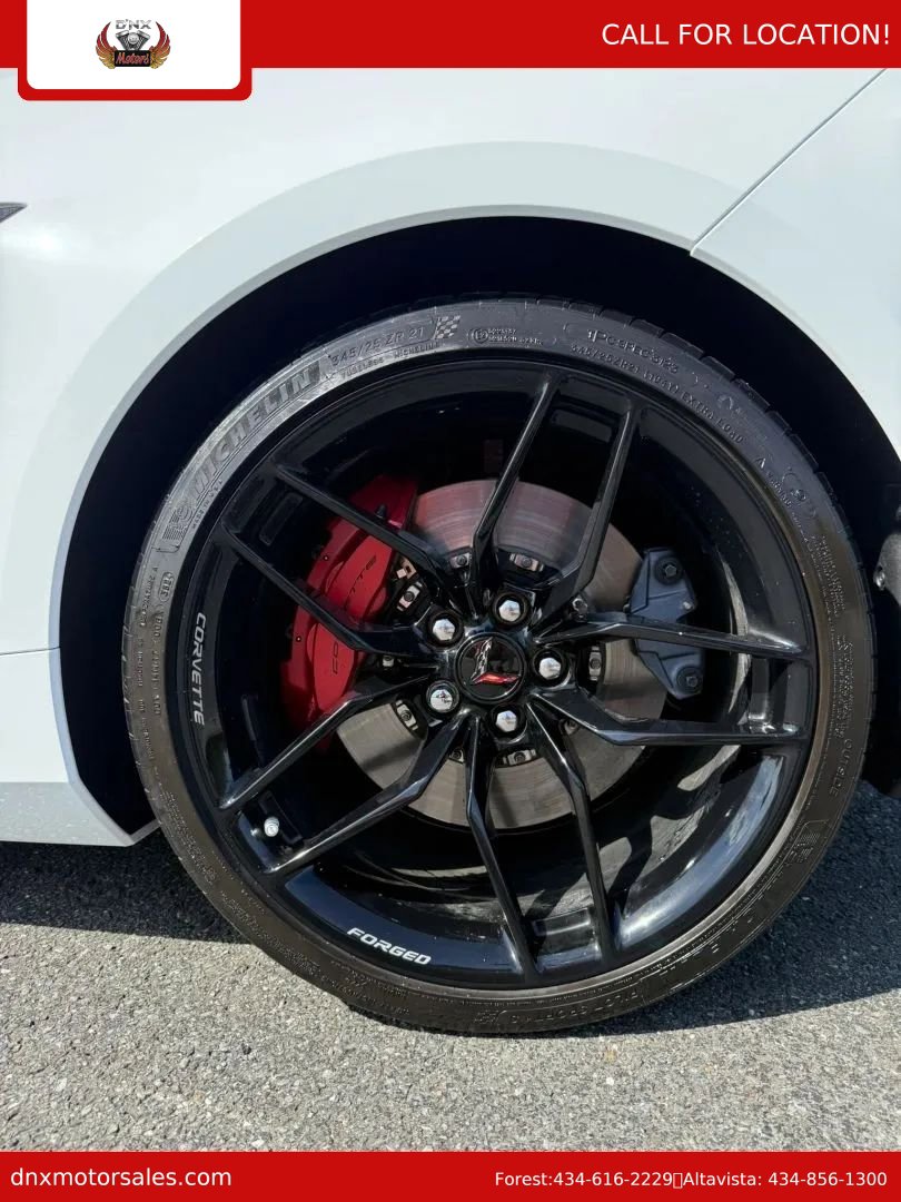 Used 2025 Chevrolet Corvette Z06 image 10