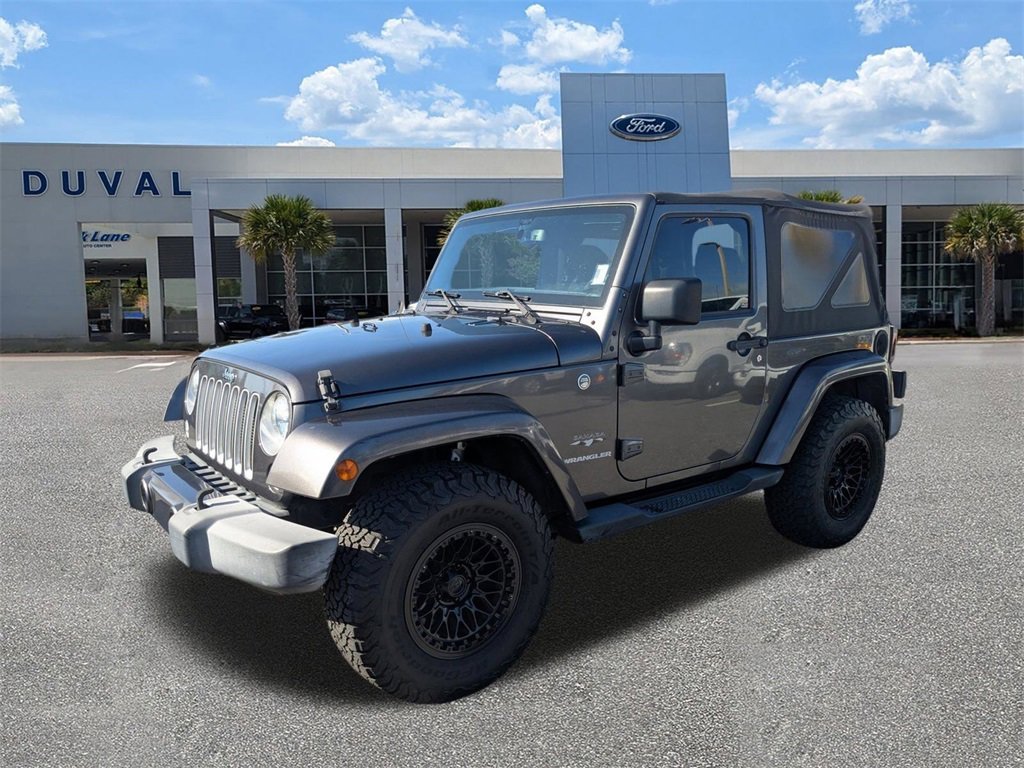 Used 2016 Jeep Wrangler Sahara w/ Connectivity Group image 8