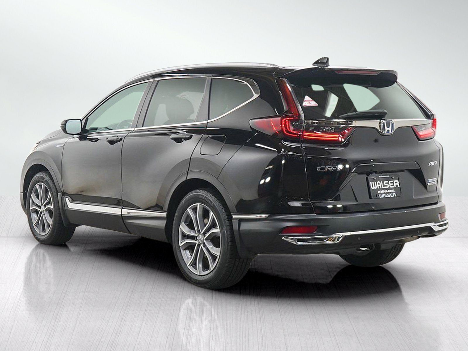 Used 2022 Honda CR-V Touring image 3