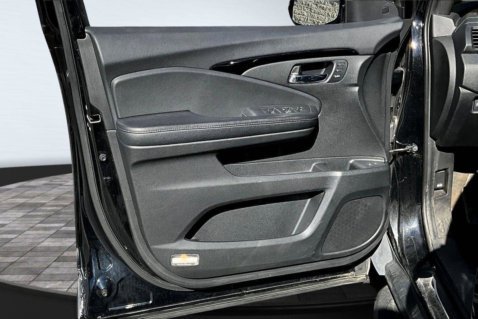 Used 2019 Honda Passport Elite image 23