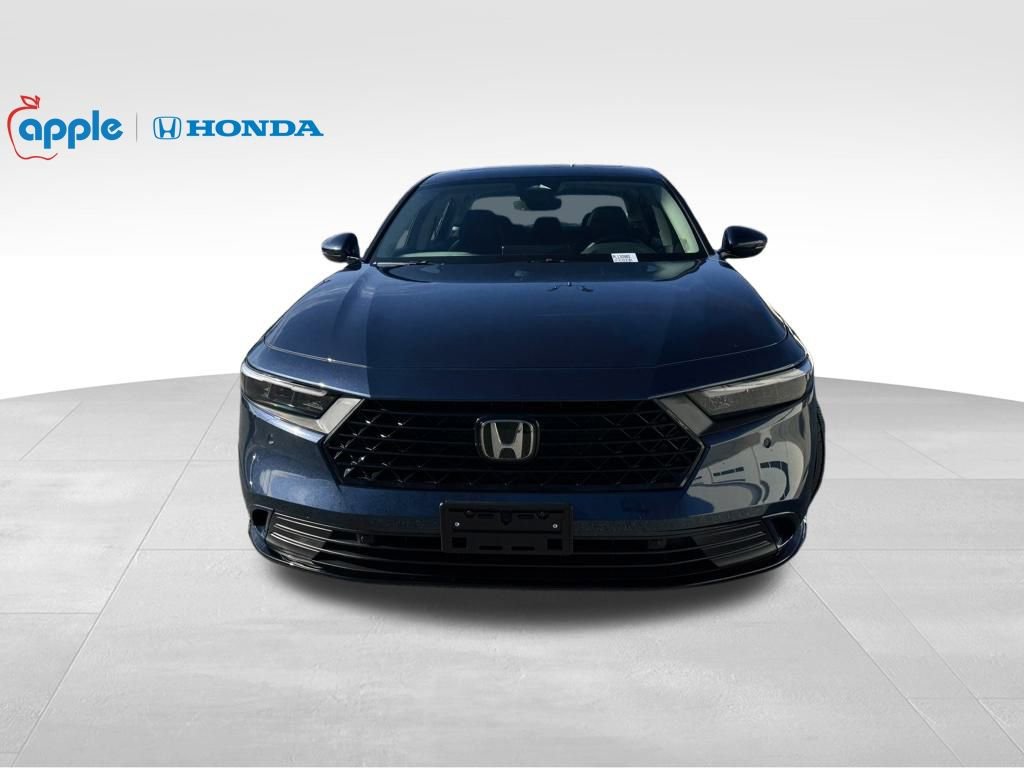 Used 2025 Honda Accord EX-L image 2