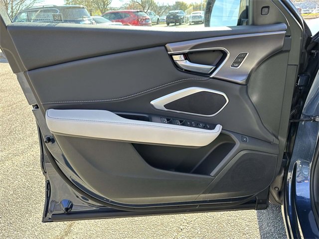 Used 2025 Acura RDX Base image 16