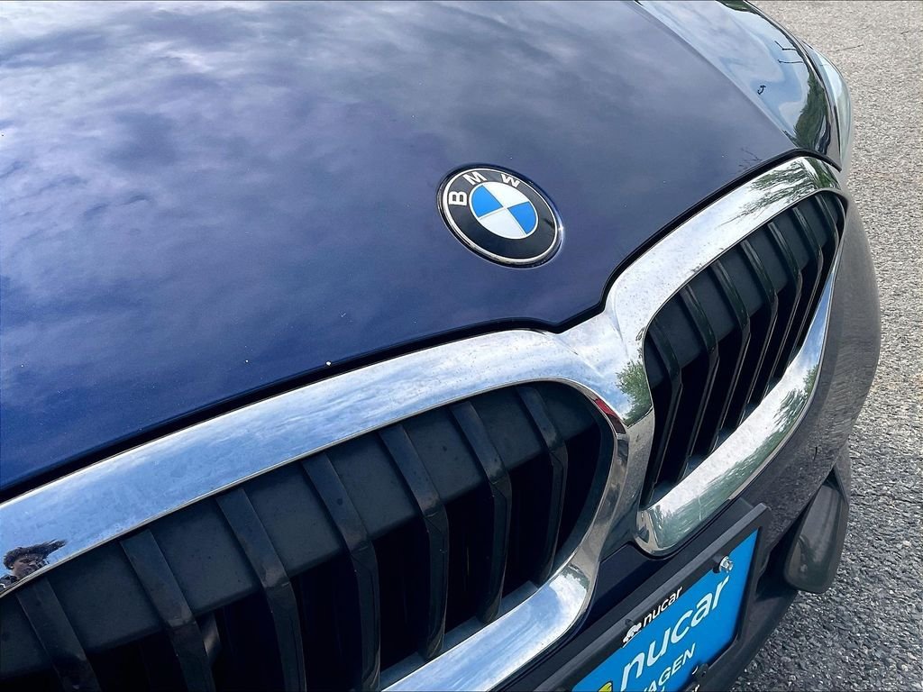 Used 2019 BMW 330i xDrive Sedan w/ Premium Package AWD/4WD image 31