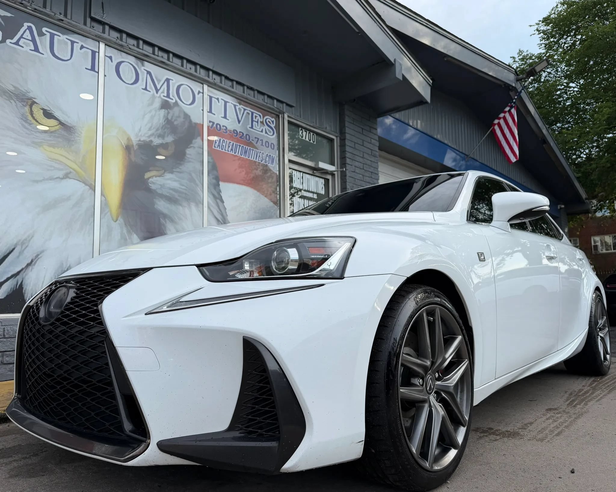Used 2017 Lexus IS 200t F Sport w/ F Sport Package RWD image 7