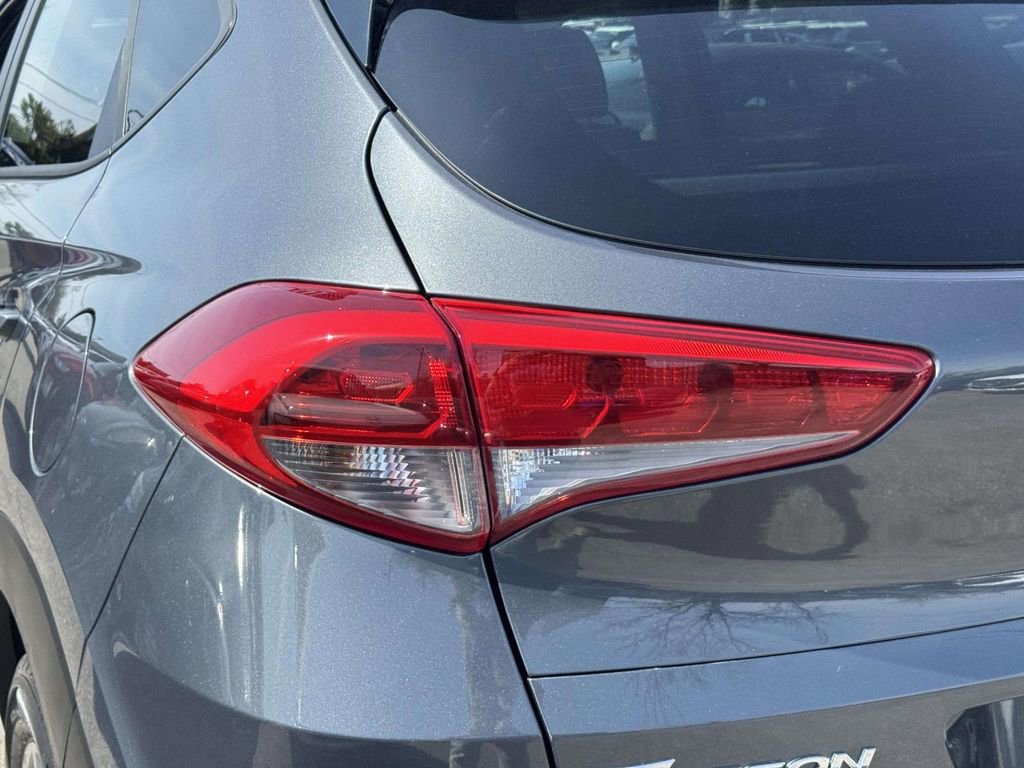 Used 2017 Hyundai Tucson SE image 11