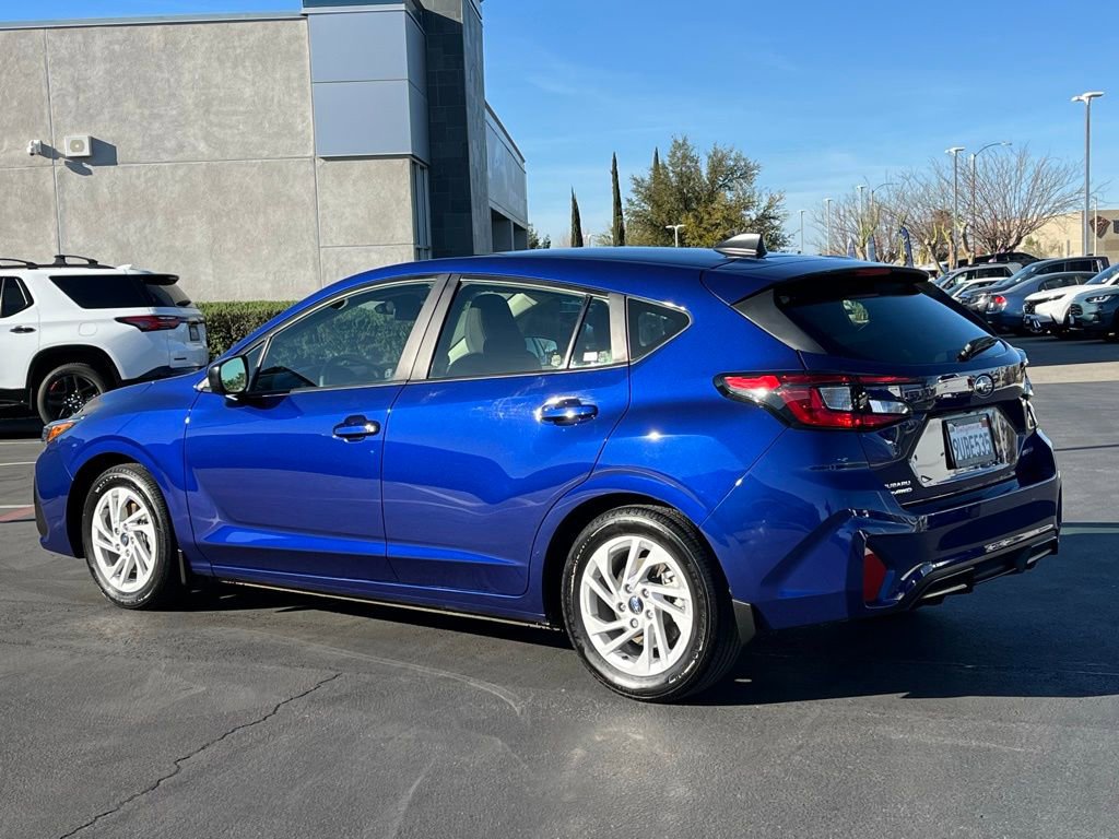 Certified 2025 Subaru Impreza 2.0i image 2