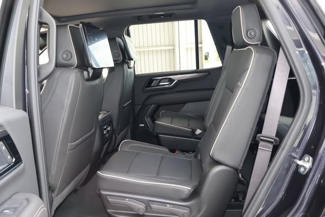 New 2026 GMC Yukon Elevation w/ Elevation Premium Package RWD image 16