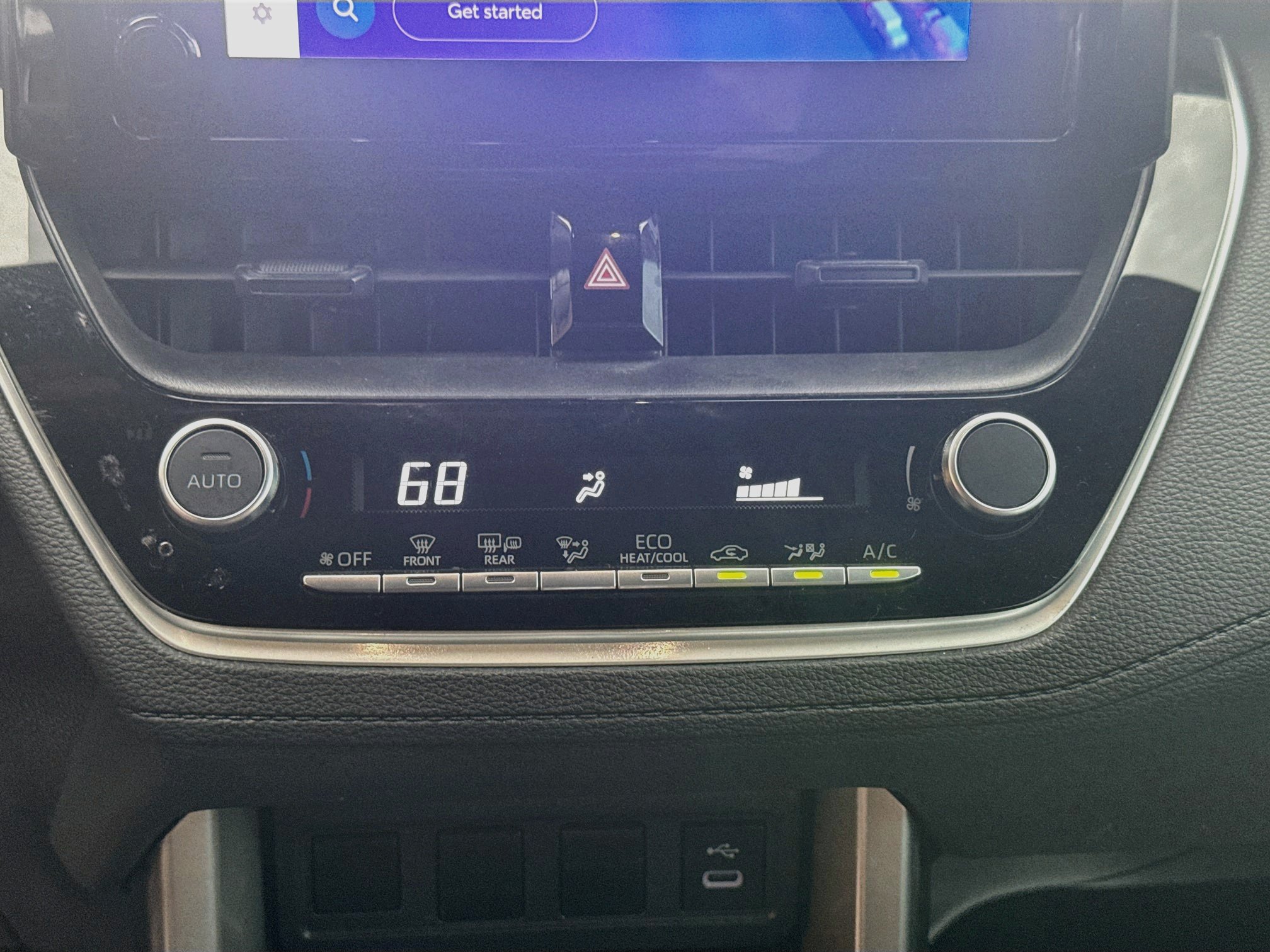 Used 2023 Toyota Corolla Cross AWD Hybrid image 14