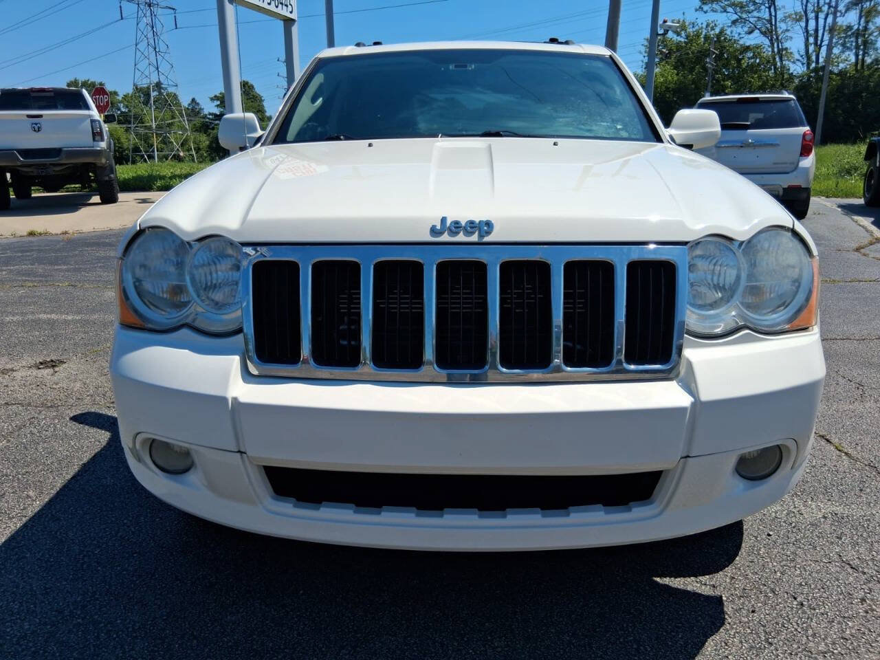 Used 2009 Jeep Grand Cherokee Limited AWD/4WD image 2