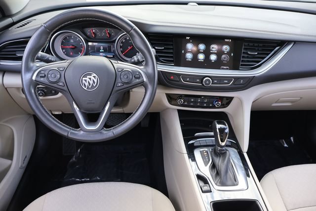 Used 2018 Buick Regal Preferred w/ Sights and Sounds Package image 17
