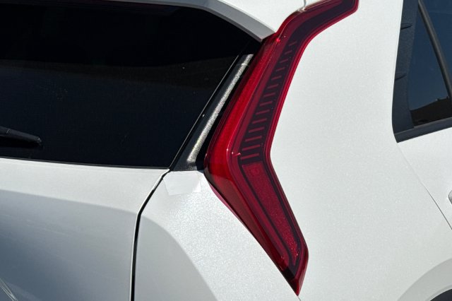 New 2026 Kia Niro LX FWD image 31