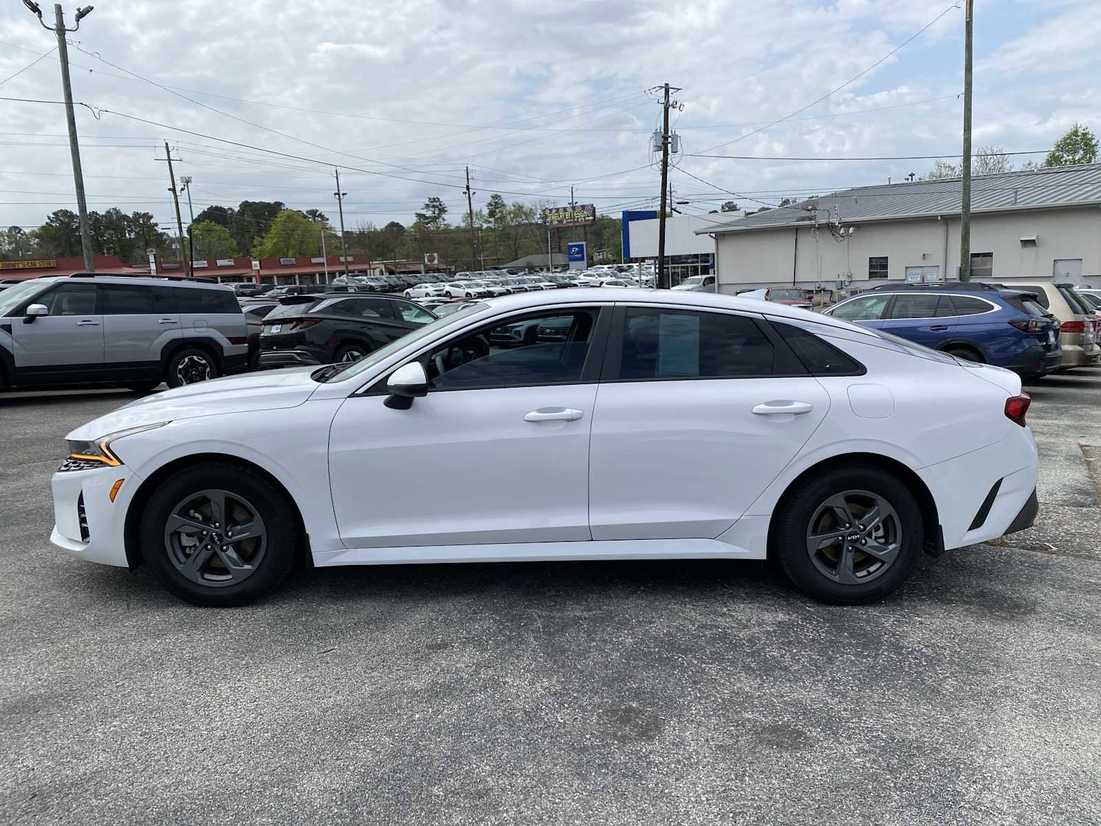 Used 2022 Kia K5 LX image 8