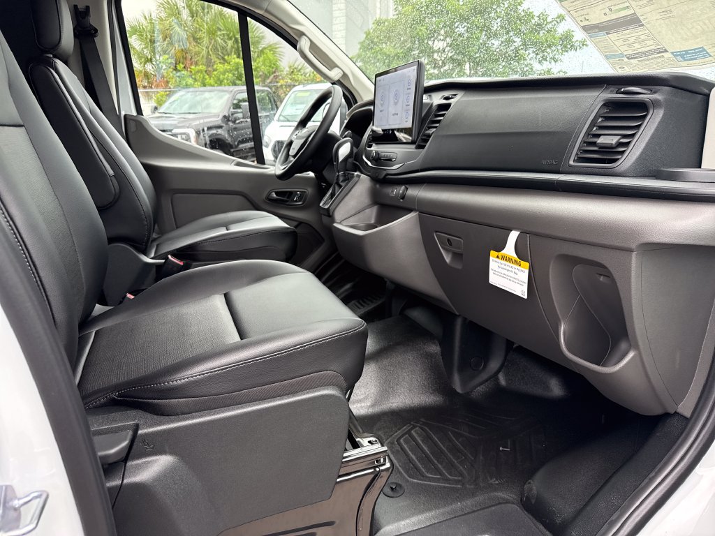 New 2027 Ford Transit 150 Low Roof w/ Load Area Protection Package RWD image 22
