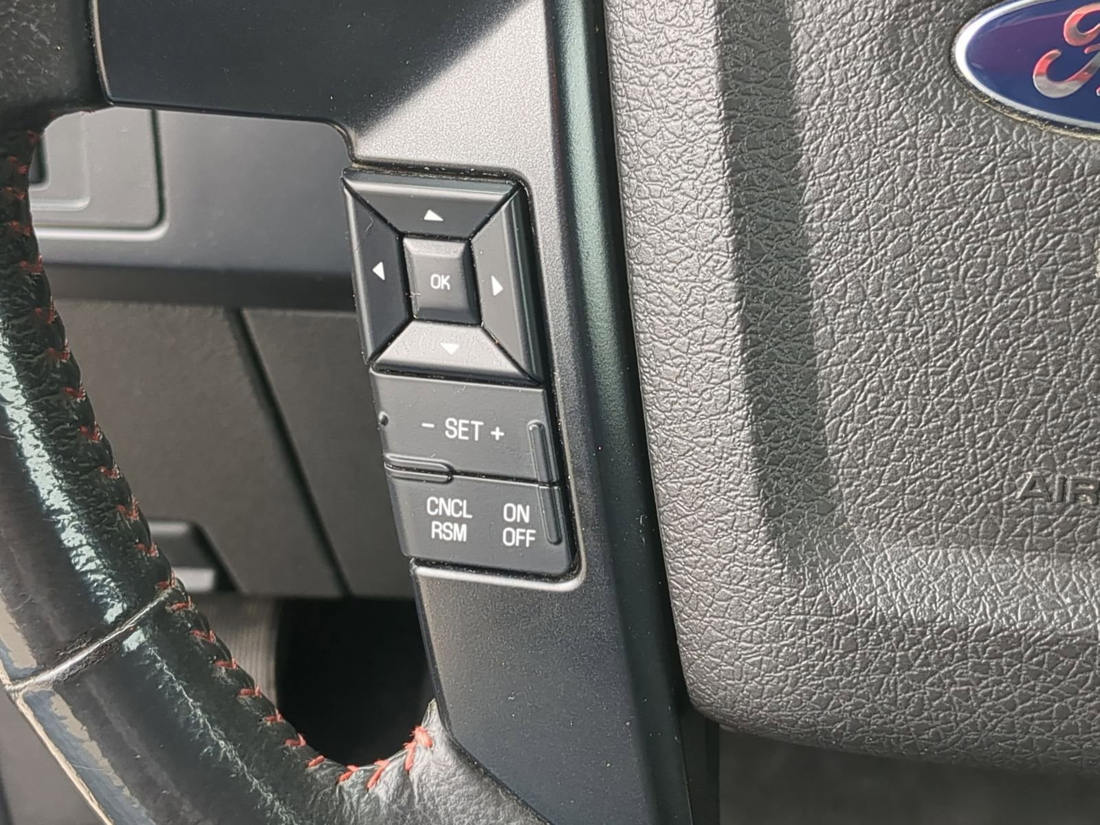 Used 2014 Ford F150 FX4 w/ Equipment Group 402A Luxury image 30