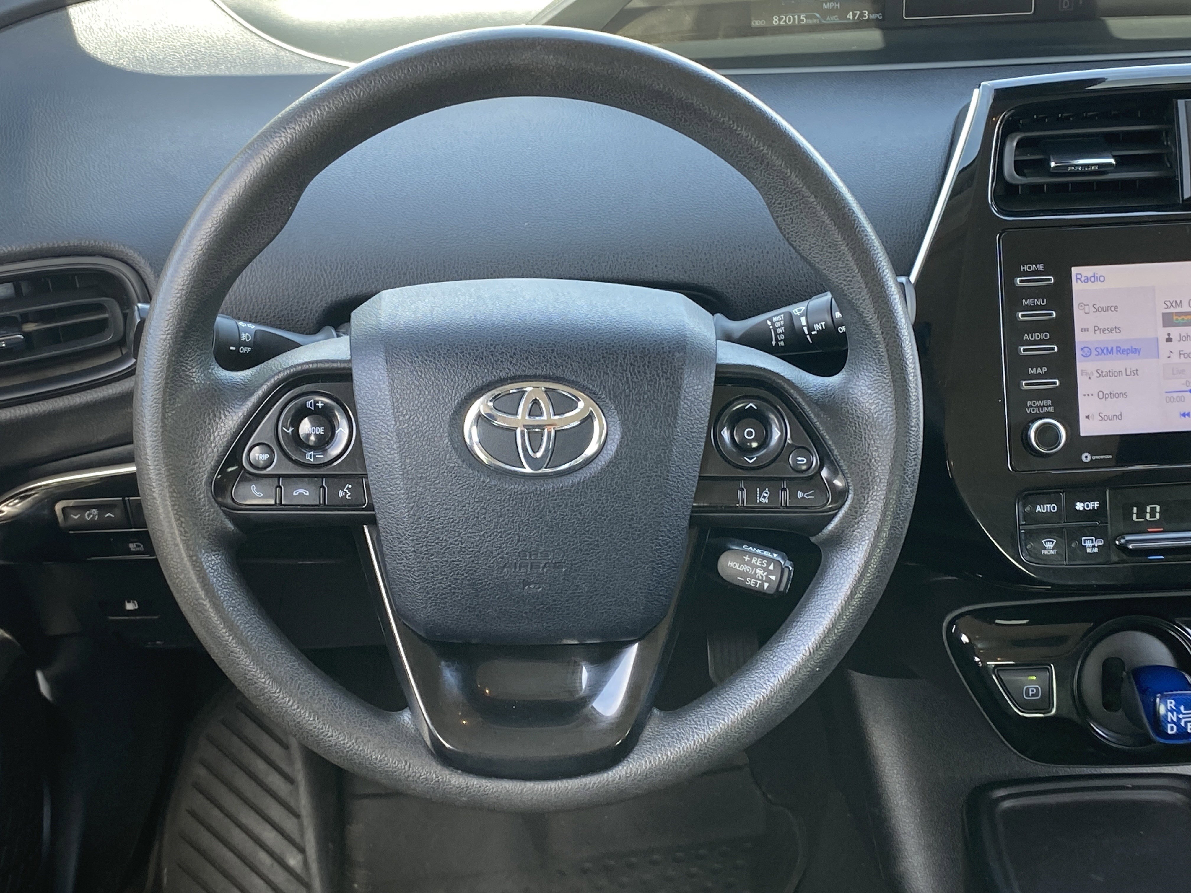 Used 2022 Toyota Prius LE AWD/4WD image 10