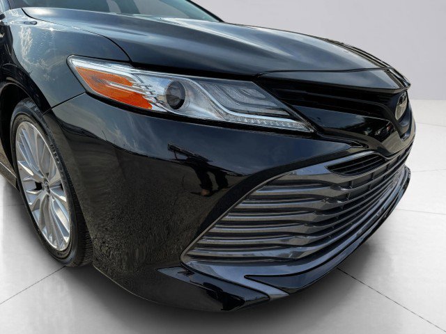 Used 2019 Toyota Camry XLE image 10